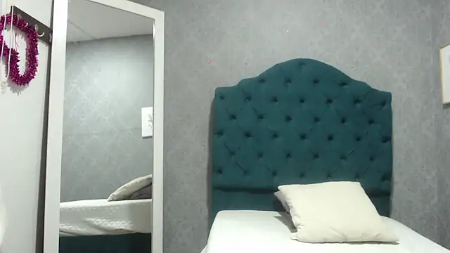 Vic Taylor online show from February 5, 12:01 pm