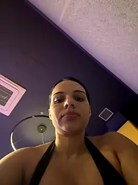 Anavalle online show from October 7, 6:42 pm