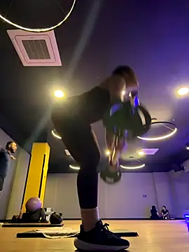 Anavalle online show from November 20, 6:30 pm