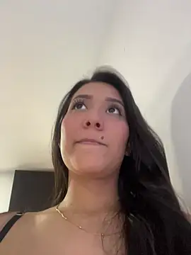 IsabellaJoness  online show from March 14, 8:59 pm