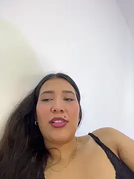 IsabellaJoness  online show from April 13, 7:40 pm