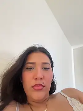 IsabellaJoness  online show from March 7, 8:47 pm