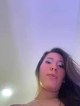 IsabellaJoness  online show from March 16, 8:11 pm