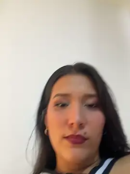 IsabellaJoness  online show from February 6, 8:27 pm