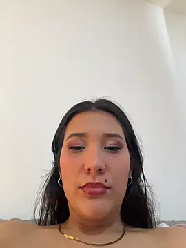 IsabellaJoness  online show from February 12, 5:34 pm