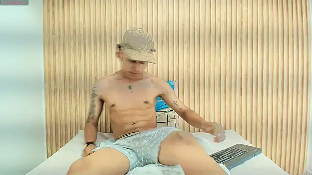 Frayhot777 online show from February 12, 8:14 am