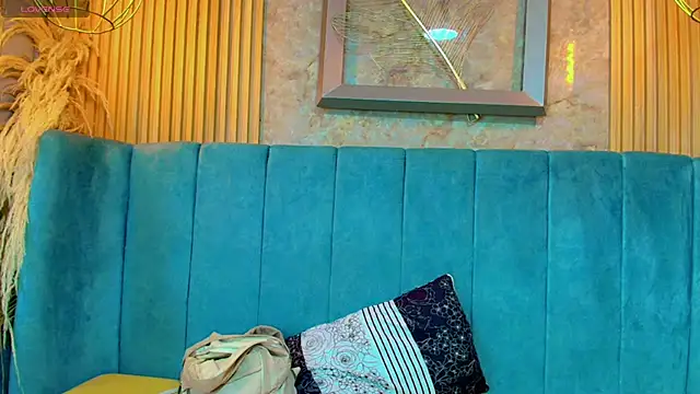 Snapshot of briannyte25 chatting on October 19, 1:47 pm briannyte25 online show from October 19, 1:47 pm