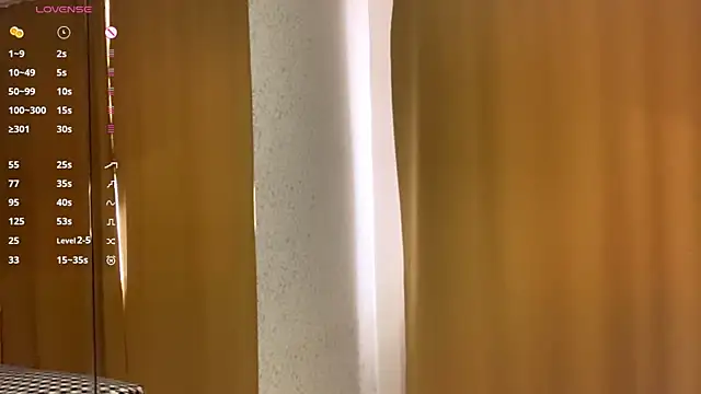 KrystinFunches online show from October 10, 9:21 am