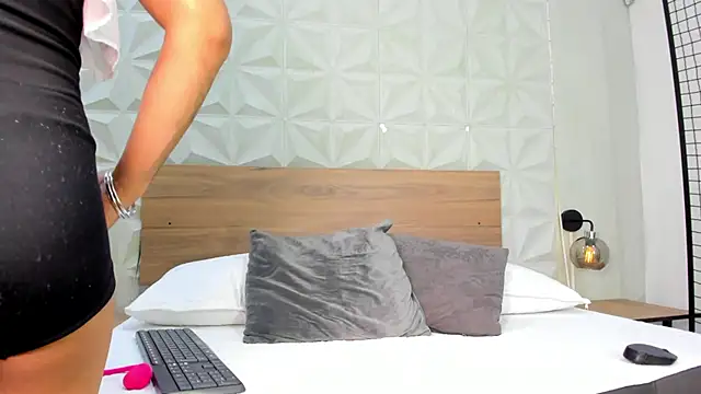 ValeryTrans  online show from November 20, 1:34 pm