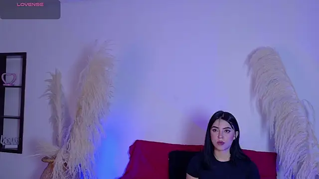 Zafira  online show from November 7, 8:02 pm