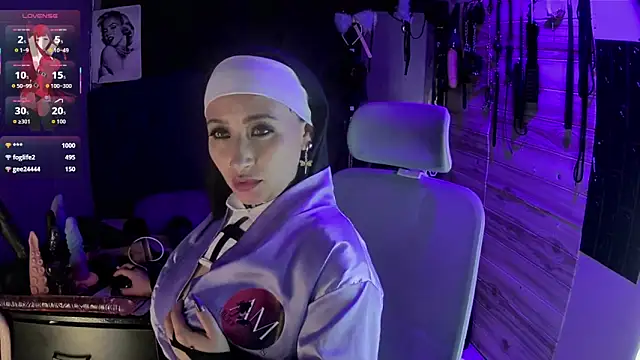 lucyheartfillia11 online show from November 12, 11:58 am