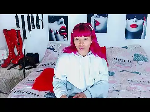 mylygrey online show from May 6, 3:27 pm