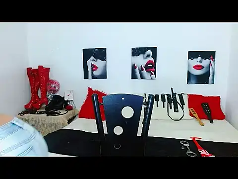 mylygrey online show from May 31, 8:53 pm