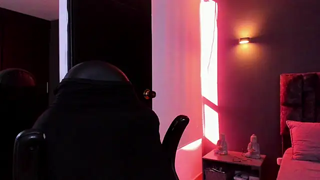 binmontana  online show from February 9, 9:02 pm