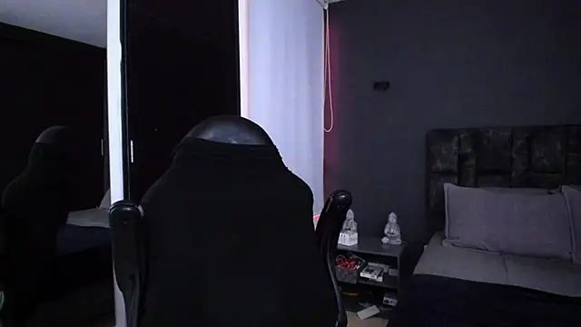 binmontana  online show from March 10, 10:14 pm