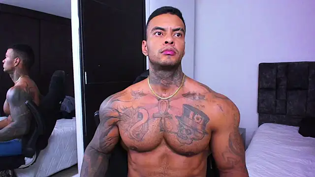 Snapshot of binmontana_ chatting on September 26, 11:22 pm binmontana online show from September 26, 11:22 pm