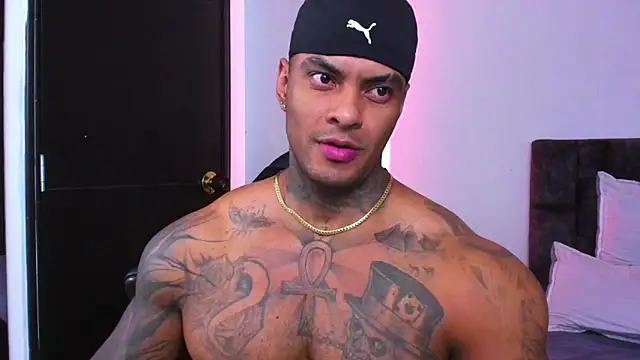 Snapshot of binmontana_ chatting on November 21, 9:25 pm binmontana online show from November 21, 9:25 pm