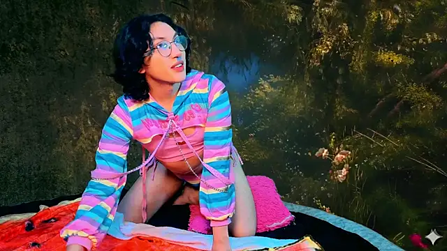 Snapshot of -BlueOpal- chatting on October 4, 5:47 pm -BlueOpal- online show from October 4, 5:47 pm