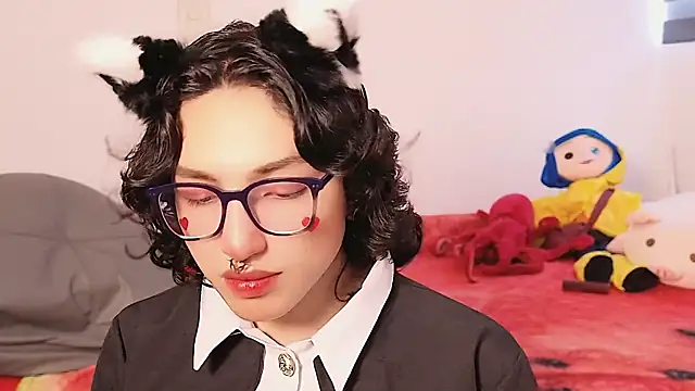 -BlueOpal- online show from February 14, 1:00 pm