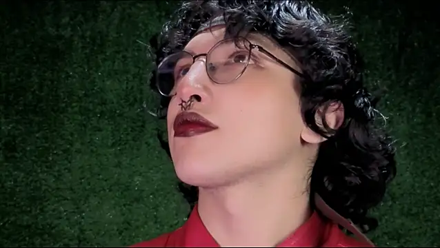 Snapshot of -BlueOpal- chatting on December 2, 6:42 pm -BlueOpal- online show from December 2, 6:42 pm