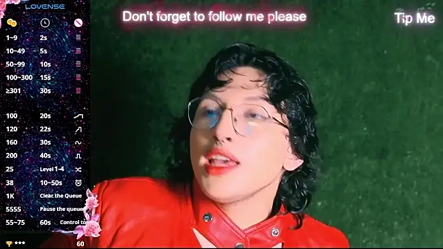 Snapshot of -BlueOpal- chatting on October 24, 6:40 pm -BlueOpal- online show from October 24, 6:40 pm