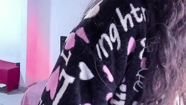 Snapshot of kitty__chs chatting on December 18, 11:25 am kitty chs online show from December 18, 11:25 am