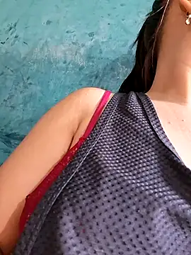 hot-mom22 online show from November 6, 11:25 am