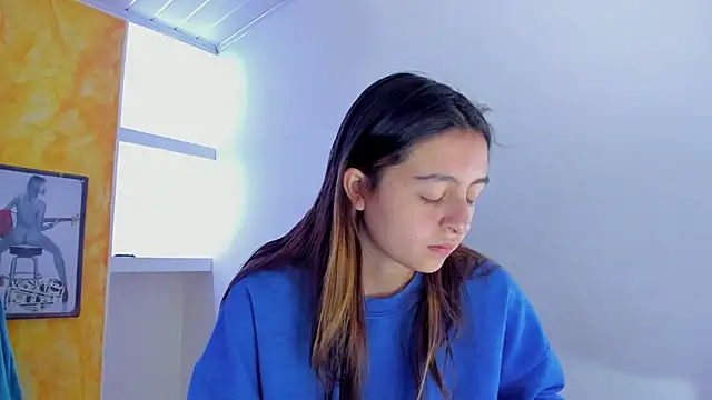 lala clark online show from February 12, 8:08 pm