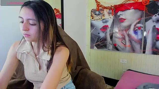 lala clark online show from November 5, 12:19 pm