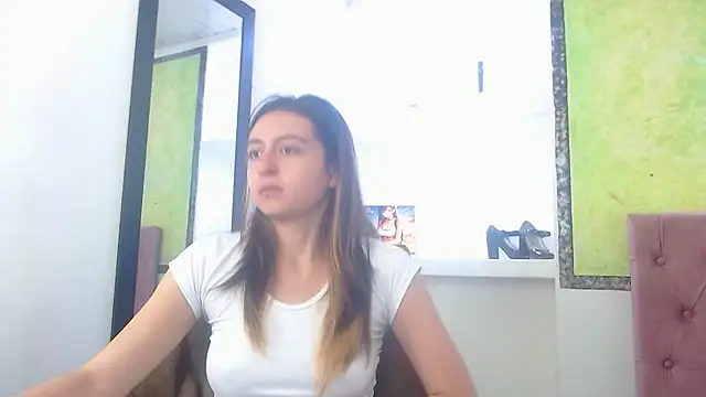 lala clark online show from November 12, 12:20 pm