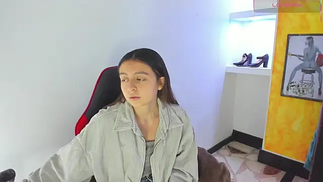 lala clark online show from February 9, 8:29 pm