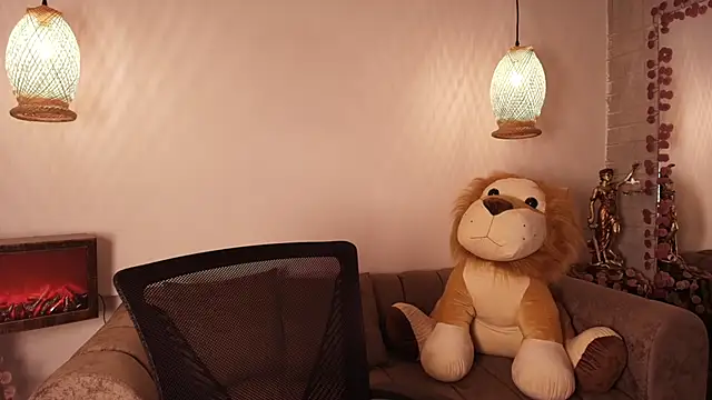 Snapshot of Candy_dim chatting on November 4, 7:39 pm Candy dim online show from November 4, 7:39 pm