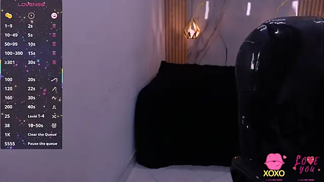 Snapshot of kat_96_ chatting on November 10, 7:52 pm kat 96 online show from November 10, 7:52 pm