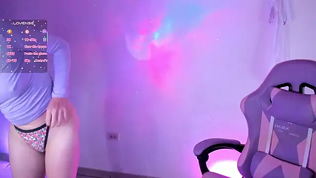 Snapshot of zakura_Haruno chatting on December 2, 2:19 pm zakura Haruno online show from December 2, 2:19 pm