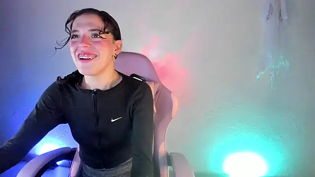 Snapshot of zakura_Haruno chatting on November 15, 11:47 am zakura Haruno online show from November 15, 11:47 am