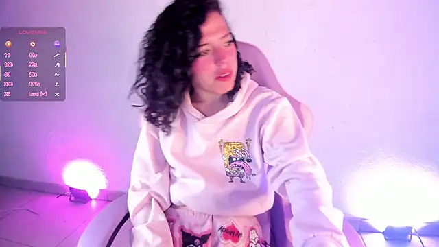 Snapshot of zakura_Haruno chatting on November 11, 12:55 pm zakura Haruno online show from November 11, 12:55 pm