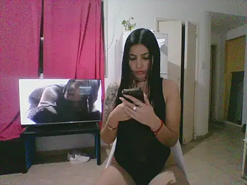 KarenG2025 online show from November 7, 1:54 am