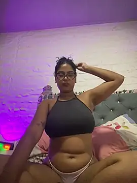 miiabrown18 online show from March 4, 1:13 am