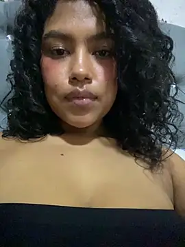 miiabrown18 online show from February 3, 3:15 am