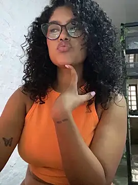 miiabrown18 online show from April 20, 10:44 pm