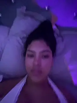 Snapshot of miiabrown18 chatting on December 1, 11:55 am miiabrown18 online show from December 1, 11:55 am