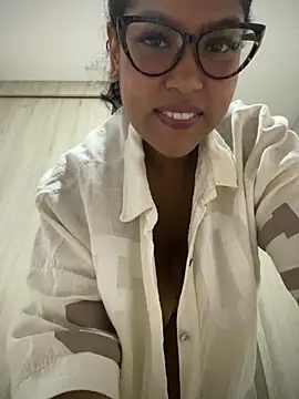 miiabrown18 online show from October 10, 2:12 am