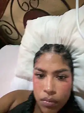 Snapshot of miiabrown18 chatting on November 2, 9:31 pm miiabrown18 online show from November 2, 9:31 pm