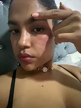 miiabrown18 online show from December 21, 3:30 am