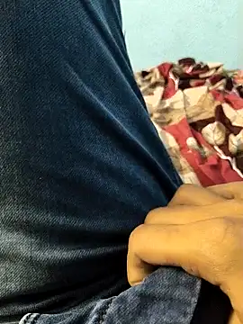 123Imranshaik123 online show from April 7, 1:35 pm