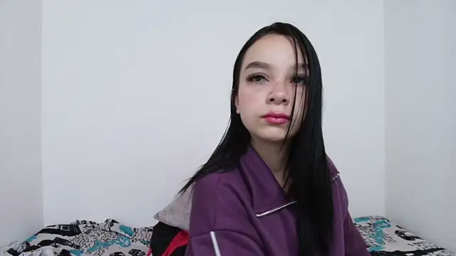 Emilie Soler12 online show from October 10, 2:07 pm