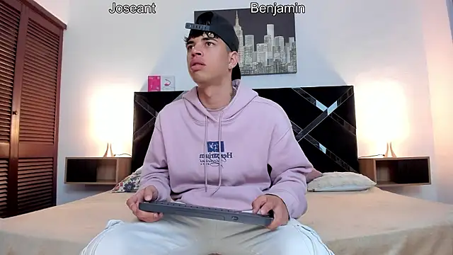 iammariano online show from March 24, 3:28 am