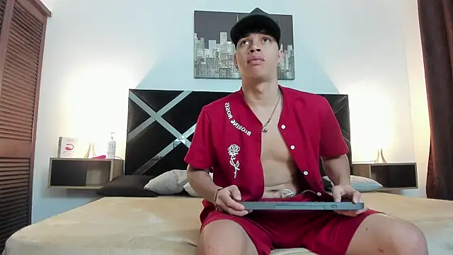 iammariano online show from April 1, 3:19 am