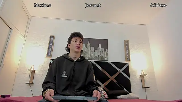 iammariano online show from October 21, 4:12 am