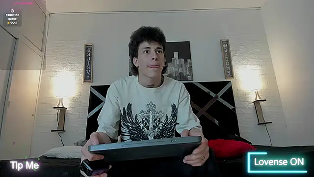 iammariano online show from November 13, 3:21 am